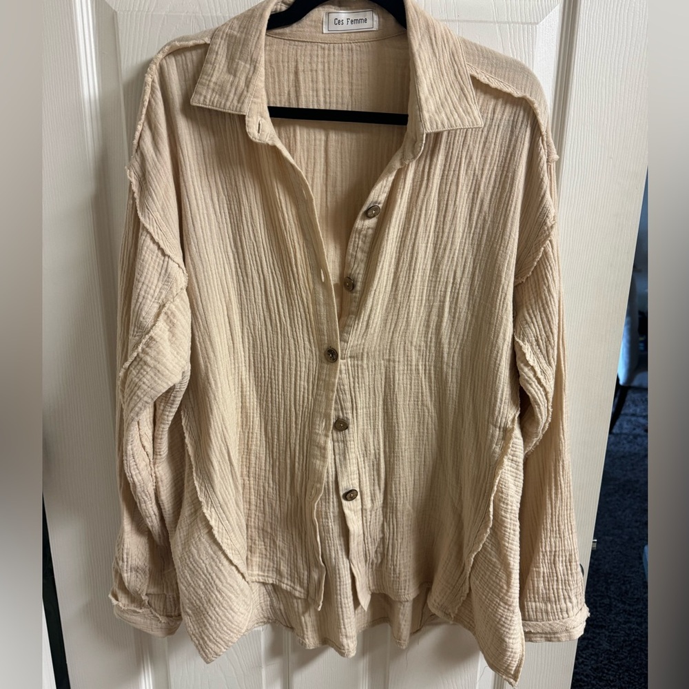 Boutique Beachy Long Sleeve Cream Button Down